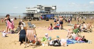 Met Office confirms hot weather to continue into September