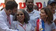 Elecciones en NY: Zohran Mamdani encabeza cómodo los sondeos. Hochul, aunque en baja, aún lidera las encuestas