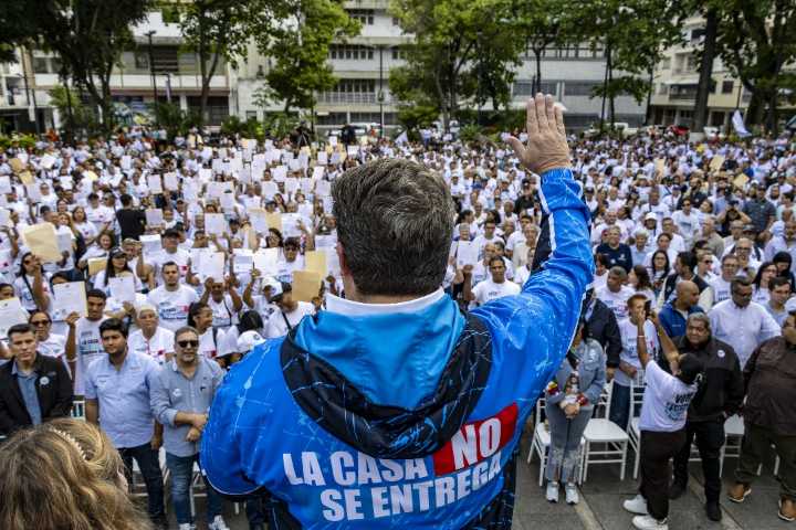 Fuerza Vecinal se afianza como la “nueva oposición” que dialoga con el chavismo