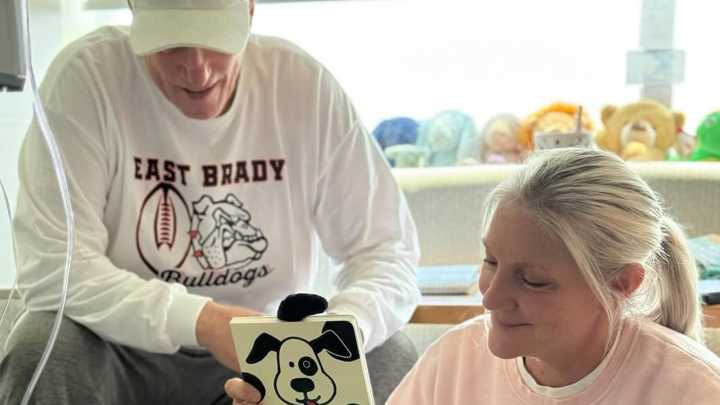 NFL legend Jim Kelly thanks fans for their prayers as he gives health update over grandson born with 'complications'