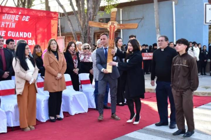 El General José de San Martín fue recordado con un emotivo acto en la Ciudad de Fernández