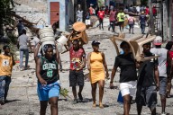 Haití pide a desplazados no volver a sus barrios para no servir de escudo a las bandas