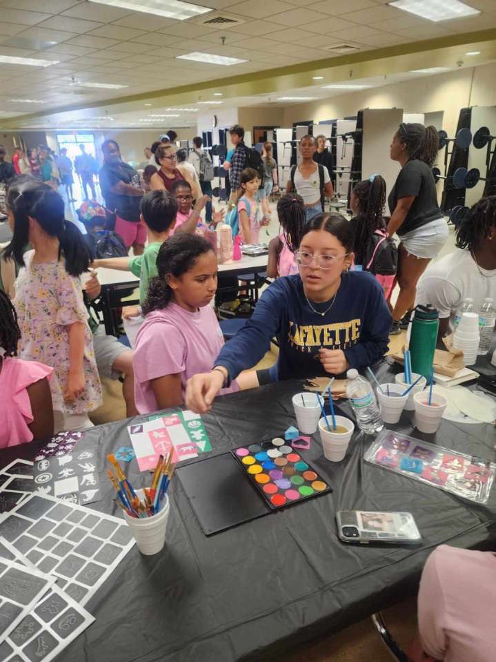 Williamsburg readies for new school year with Back
