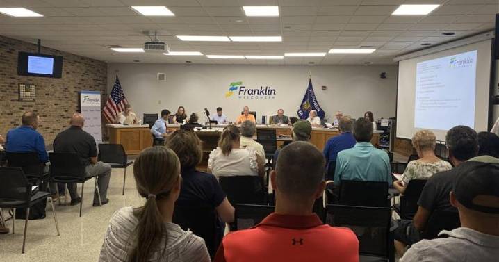Plans for Milwaukee County's first Costco move forward in Franklin