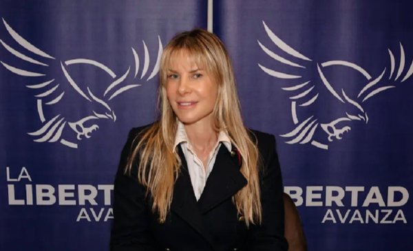 Karen Reichardt: “Tengo el honor y el orgullo de ser candidata a diputada”
