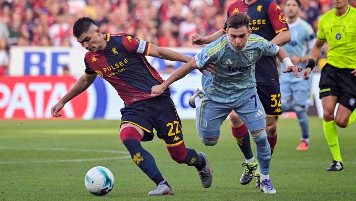 Johan Vásquez y el Genoa sufren su primera derrota a manos de la Juventus