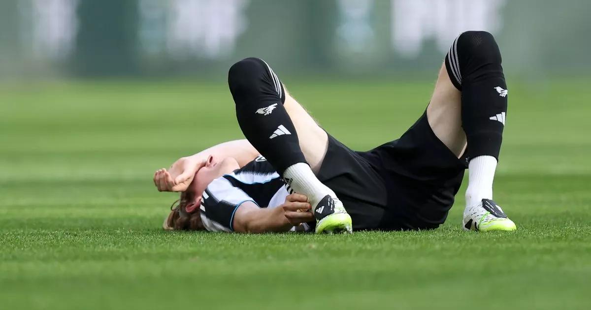 Newcastle United injury news as Gordon a doubt for Aston Villa opener amid on