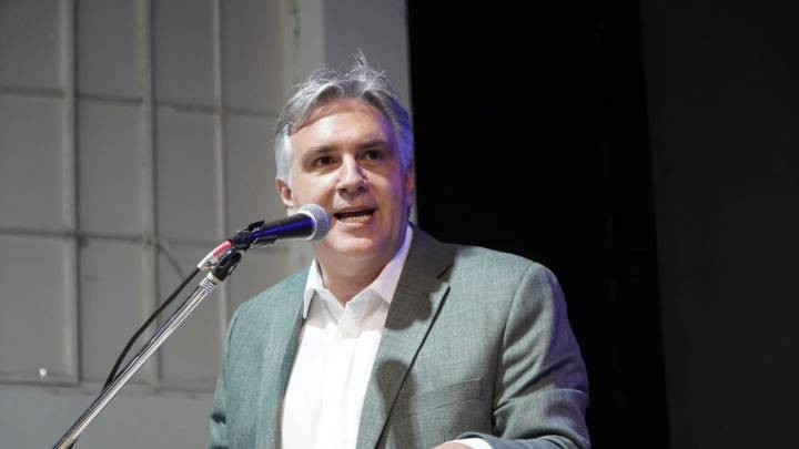 Discapacidad: Llaryora anunció un fondo para garantizar alimentos en instituciones con doble jornada