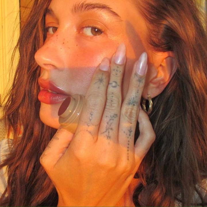 Move Aside, Milky Manicures—19 More Interesting Ways to Wear Glazed Nails in 2025