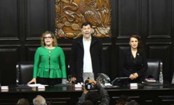 Advierte Fernández Noroña denuncia y desafuero tras agresión