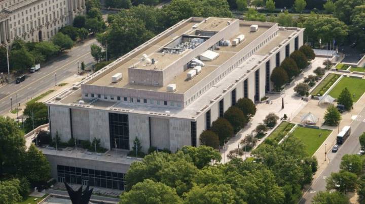 Smithsonian's removal of Trump from impeachment exhibit draws fire