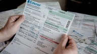 Luz: Siguen llegando facturas con subas de hasta el 200% y la Defensoría convoca a los usuarios para gestionar reclamos
