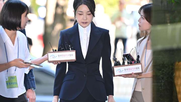 El ex primer ministro y la ex primera dama de Corea del Sur, acusados por delitos penales