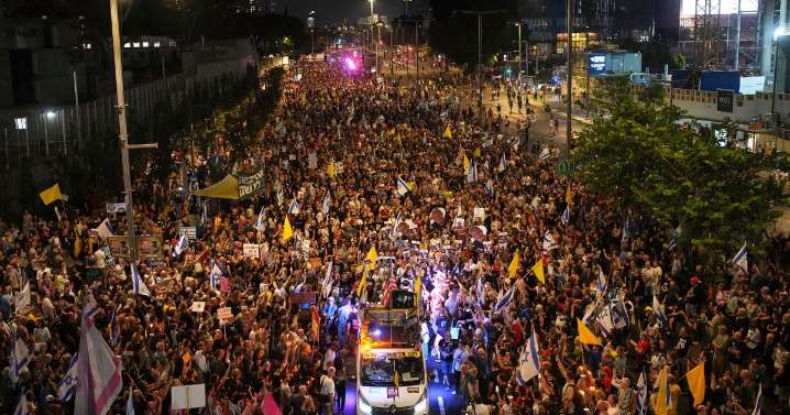 Thousands of Israelis demand end to Netanyahu's war in Gaza after horrific takeover plans