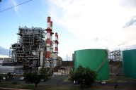 Unidad 2 de Aguirre sale de servicio y provoca relevo de carga que deja a más de 50 mil clientes sin energía – NotiCel 
