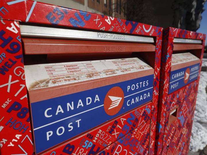 Postal workers' rejection of offer bad news for biz, Canada Post: CFIB