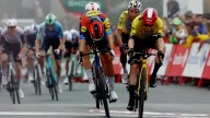 Vingegaard gana en un sprint de montaña por medio tubular y es el nuevo líder