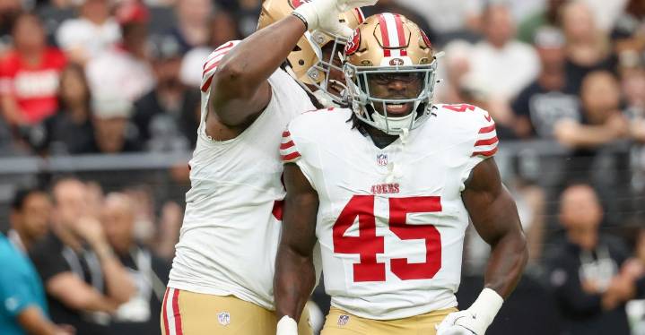 3 stars versus Chargers: Nick Martin continues to shine