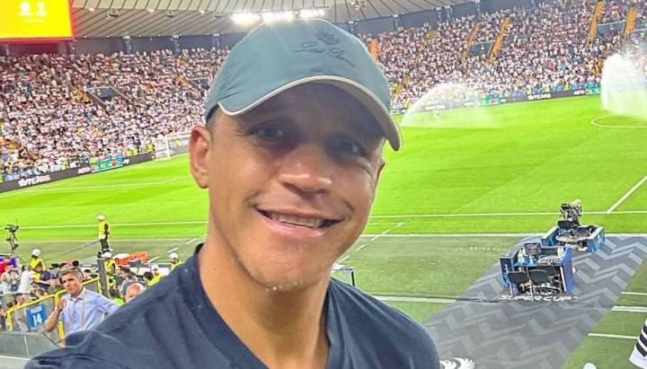 "Yo te extraño mucho": El sorpresivo guiño dirigido a Alexis Sánchez