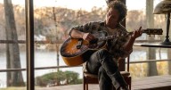 Jeremy Allen White on becoming Bruce Springsteen in 'Deliver Me From Nowhere'