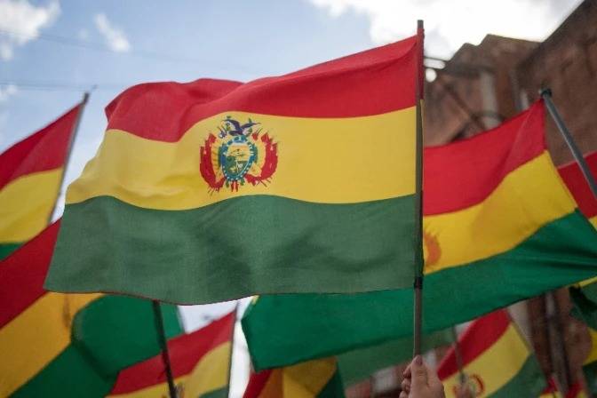 Elecciones en Bolivia: Líder del Partido Demócrata Cristiano y Tuto Quiroga disputarán el balotaje tras derrota del MAS