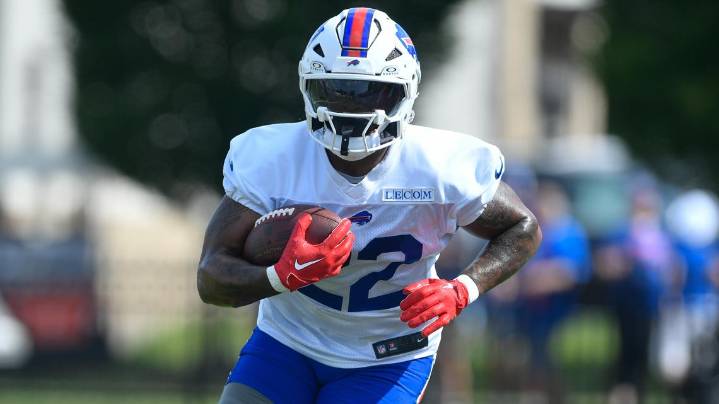 Bills running backs rally around Cook amid contract dispute