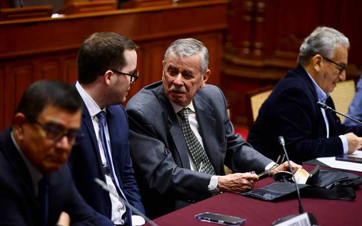 Pacto no alcanza votos en el Pleno para que congresistas puedan hacer campaña política