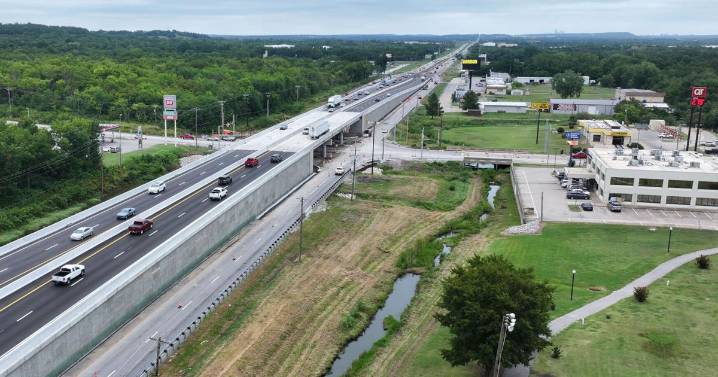 Traffic moving on new US-75 bridge in Glenpool as road work there continues