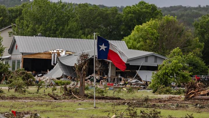 Texas lawmakers grill Kerr County officials as flood recovery plods on