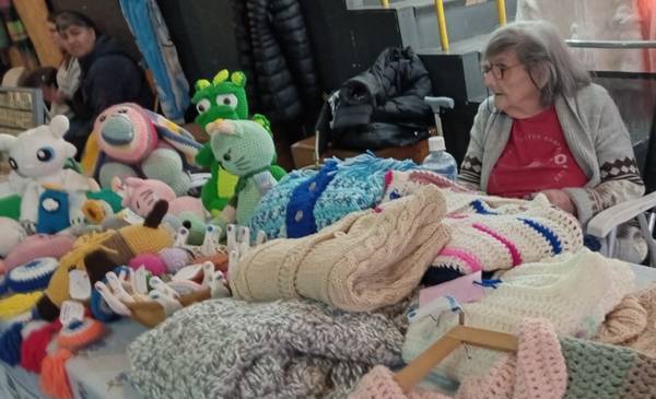 FeriArte festeja el Día del Niño con chocolatada y solidaridad