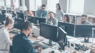 El 83% de los argentinos trabaja en forma presencial
