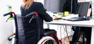 Más de 30 afectados firmarán un poder para que la Defensoría impulse un amparo federal por las suspensión de pensiones