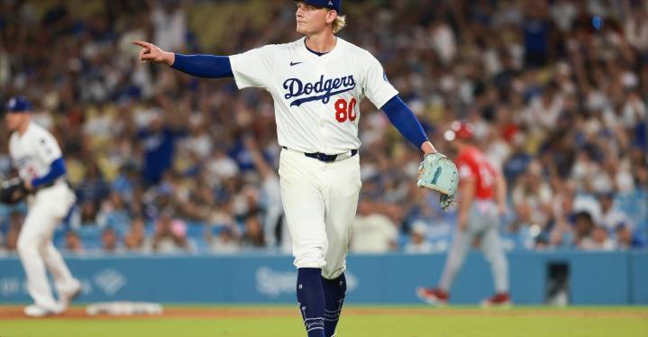 Emmet Sheehan puts in bid for Dodgers start of the year