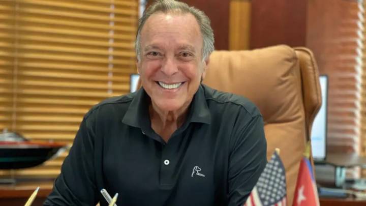 En Miami. El magnate cubano que desafía a Trump con incendiarios mensajes en vallas publicitarias