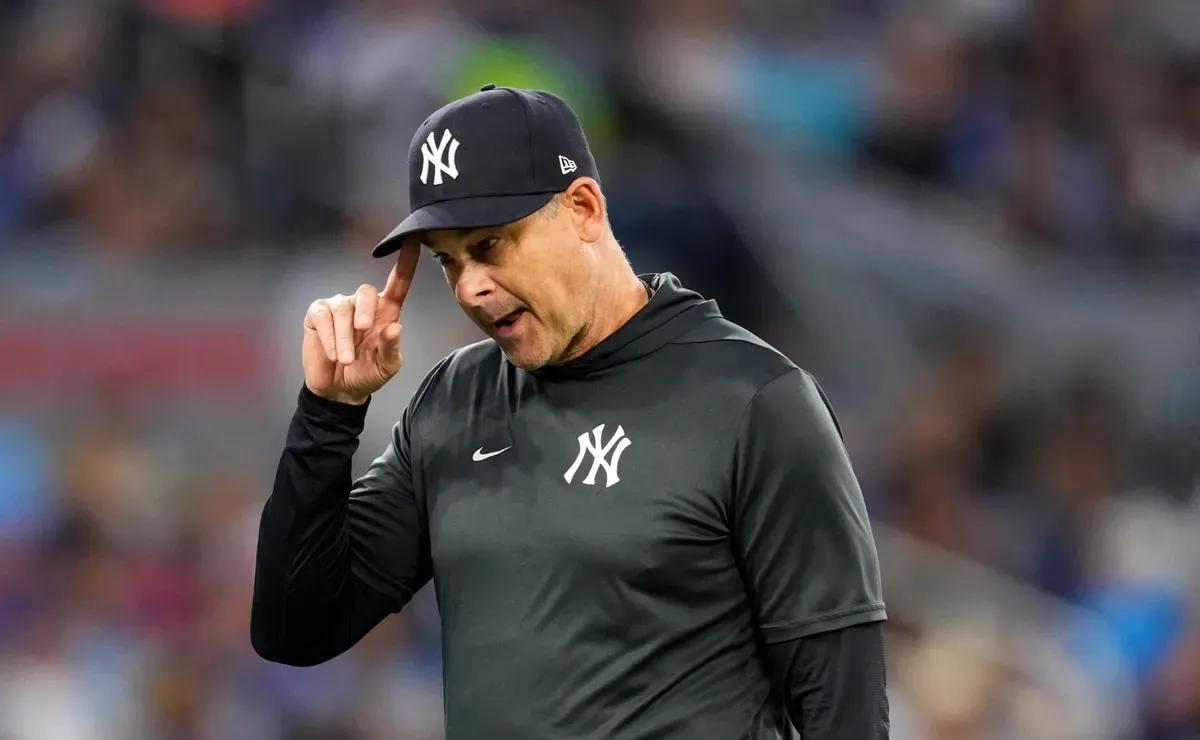 Aaron Boone gives vague answer on Anthony Volpe’s Yankees future