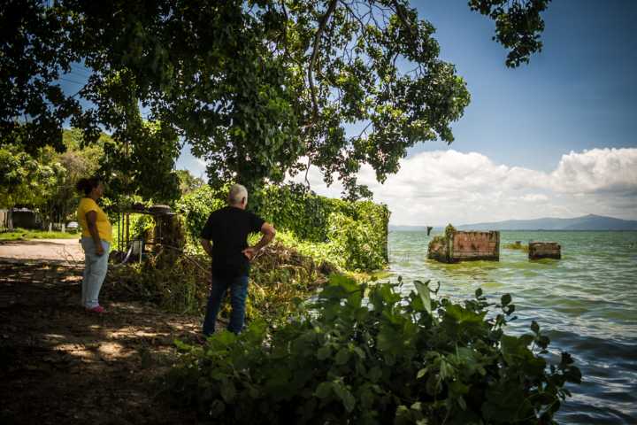 Isla La Culebra sucumbe a las aguas del Lago de Valencia y al olvido del Estado