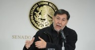 Noroña responde tras agresión: “Montoneros. Dirán que eso es libertad de expresión”