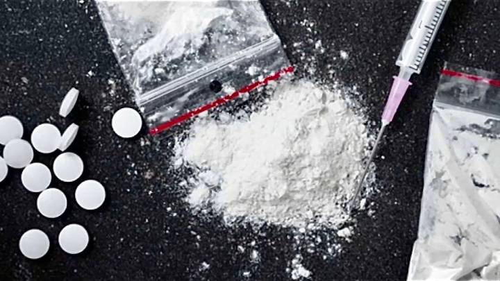 DEA alerta en Nebraska sobre el peligro del fentanilo y el acceso a drogas por redes sociales
