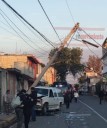 CAMIONETA CHOCÓ CONTRA UN POSTE EN CHALCO, AFECTÓ EN EL SERVICIO DE TROLEBÚS