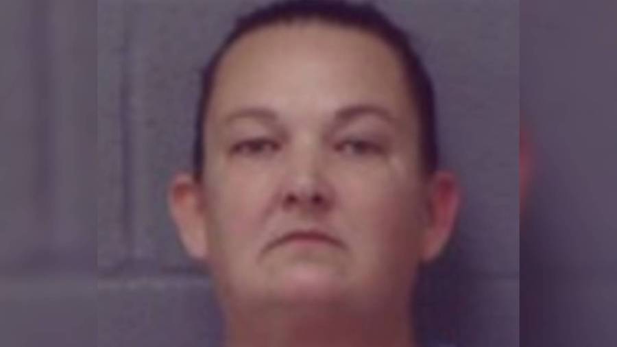 West Memphis woman accused of strangling sister to death