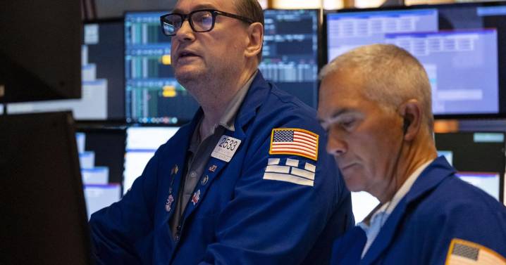 Wall Street drifts as stock markets worldwide take Trump's new tariffs in stride