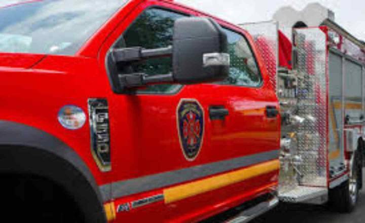Investigan incendio de vehículo en Manatí