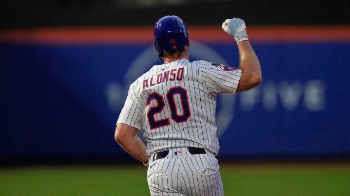 Alonso passes Strawberry as Mets' new career home run leader
