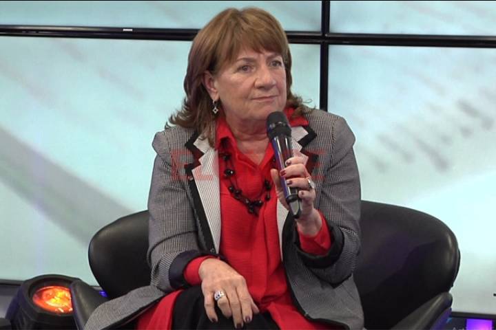 La enseñanza de la comprensión lectora en tiempos de pantallas: "No queremos lectura fragmentaria", dijo especialista