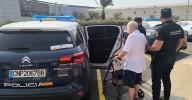 Detenido un anciano con andador tras robar a una turista en el aeropuerto de Palma