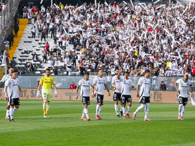 No salió humo blanco en Colo-Colo: Fijan nueva fecha para zanjar al director técnico