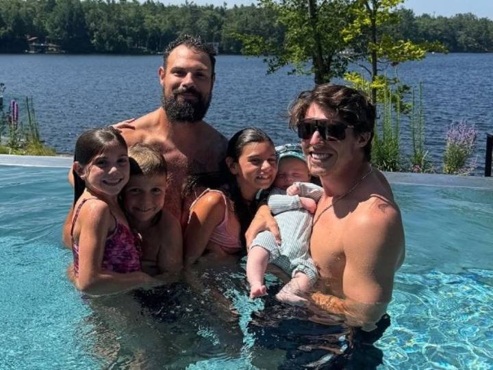 Mitch Marner spotted hanging out with former Leafs teammates