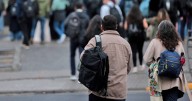 Fondos de pensiones más riesgosos se encaminan a tener su mayor alza en 11 años en lo que va de 2025