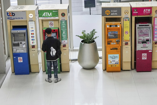 Tailandia exige a bancos limitar transferencias en línea a 1.500 dólares diarios para frenar estafas