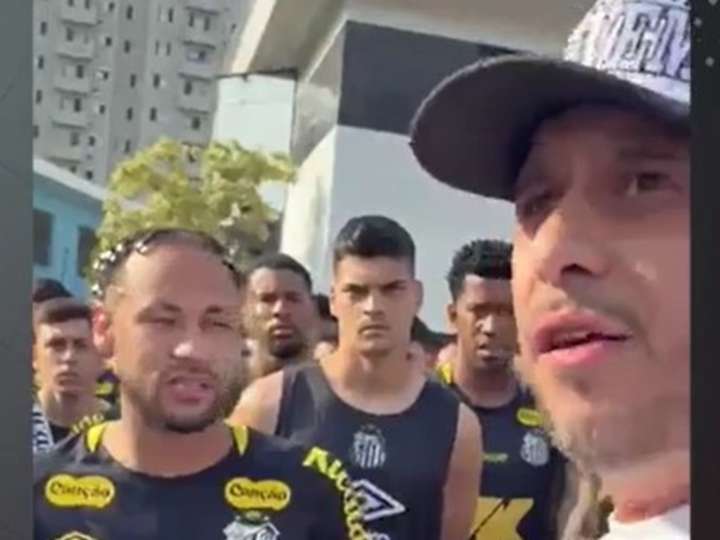 Neymar y un tenso cara a cara con la barra brava del Santos de Brasil en medio de la crisis: "Estamos intentando..."